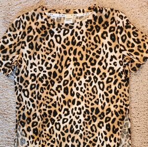 Victoria's Secret Pink Leopard Print T-Shirt Splits On The Side Size Small